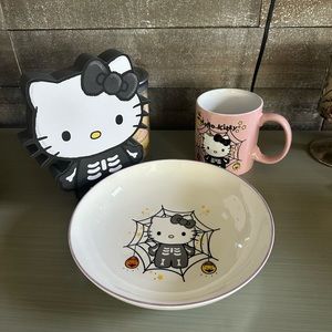🕸️Hello Kitty Halloween Skeleton Wood Wall Decor plate Mug Bundle🕸️